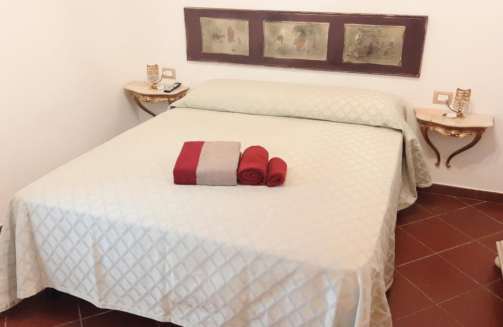 Bed and Breakfast Casale Battaglini Castelnuovo Cilento Exterior foto